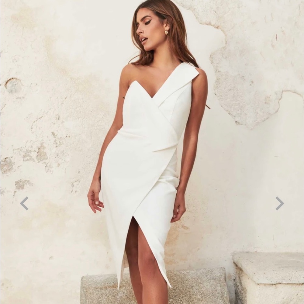 Never been worn white Lavish Alice dress!